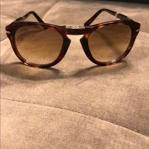 BRAND NEW Men’s Persol 714 Series Sunglasses